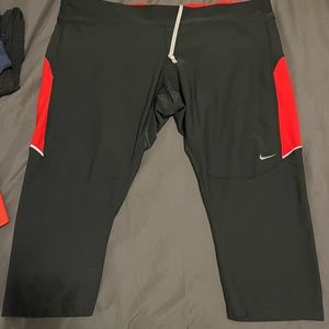 Nike Dry Fit calf length leggings